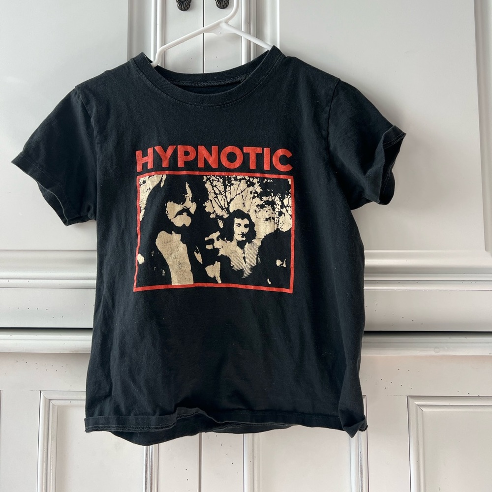 Cropped black pacsun graphic tee